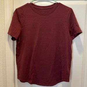 Lululemon Crew Love shirt